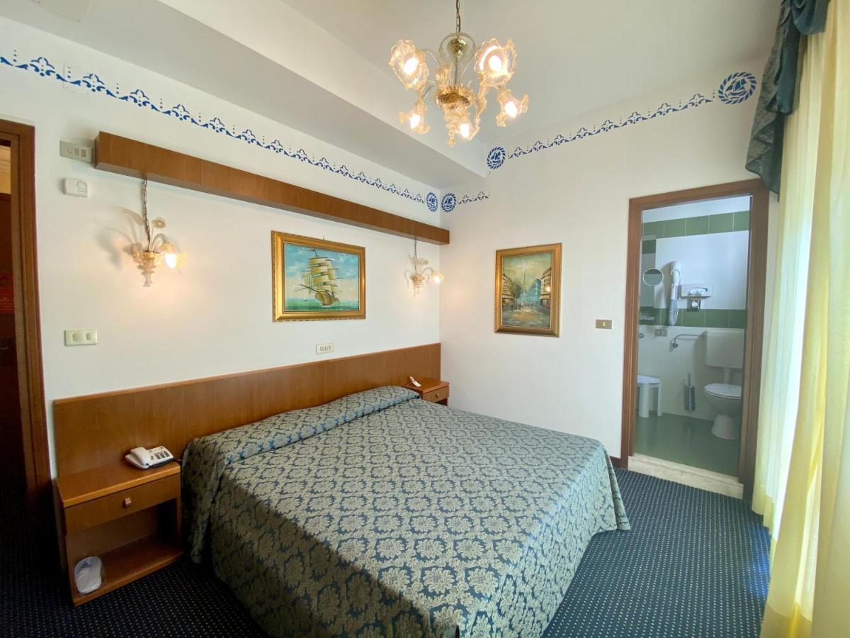 Hotel Florida Lido di Jesolo Eksteriør bilde