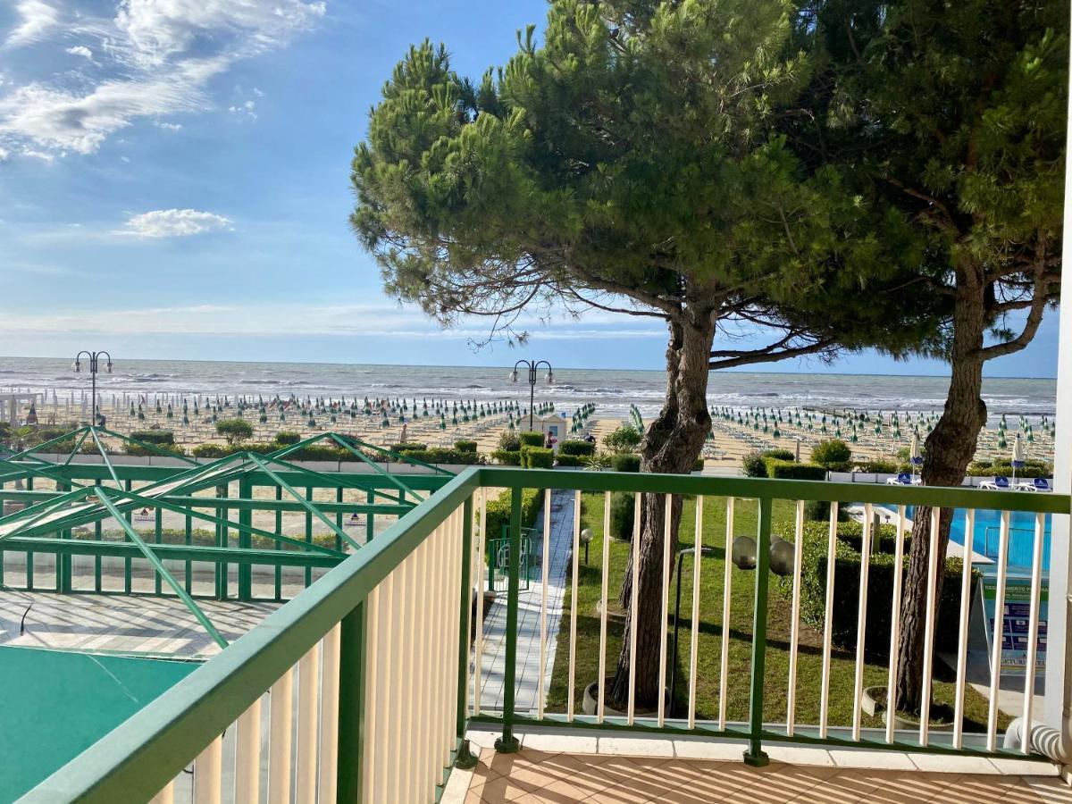 Hotel Florida Lido di Jesolo Eksteriør bilde