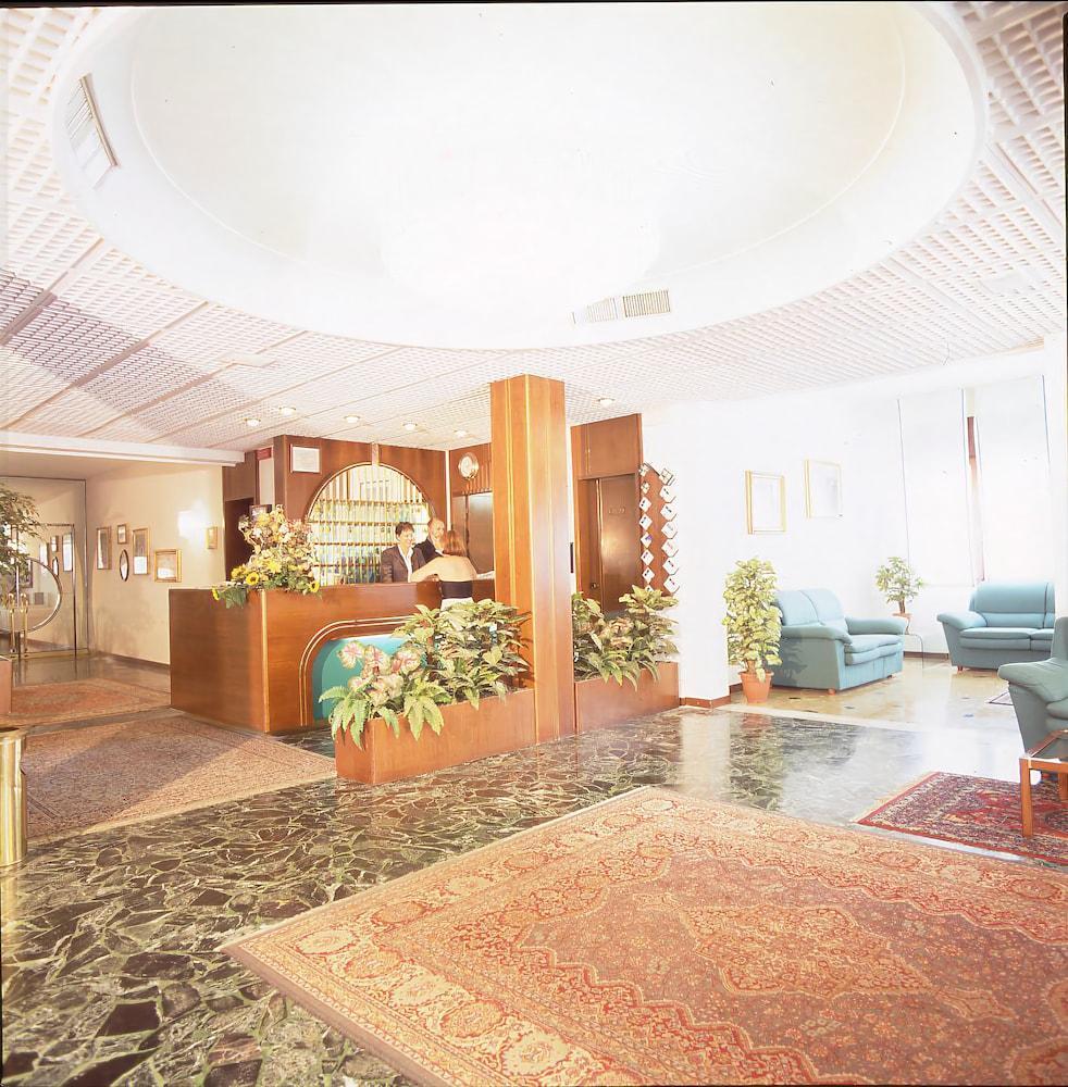 Hotel Florida Lido di Jesolo Eksteriør bilde
