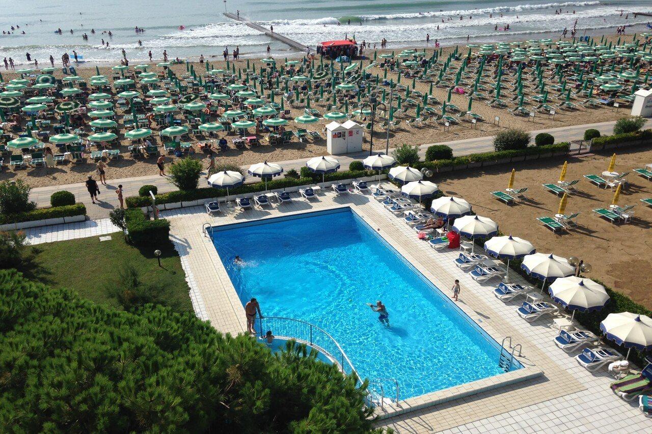 Hotel Florida Lido di Jesolo Eksteriør bilde