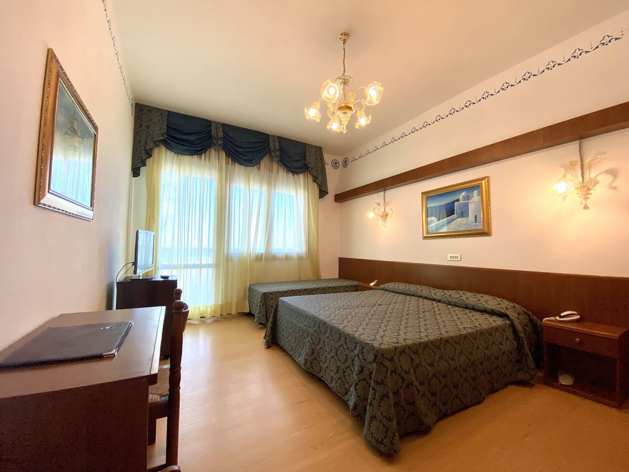 Hotel Florida Lido di Jesolo Eksteriør bilde