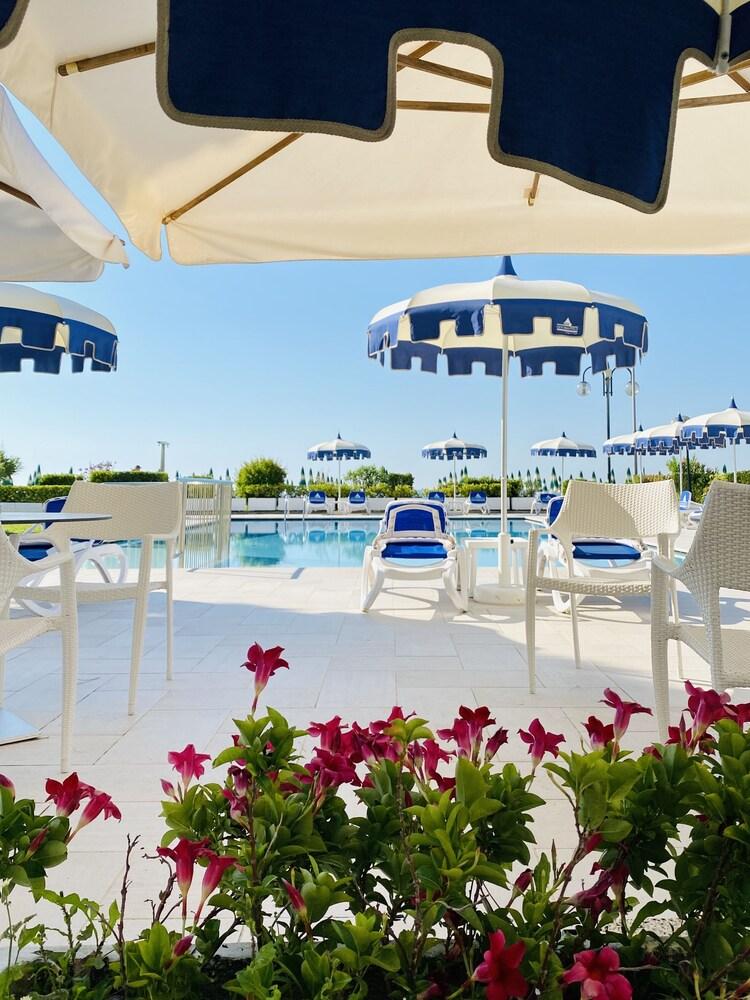 Hotel Florida Lido di Jesolo Eksteriør bilde