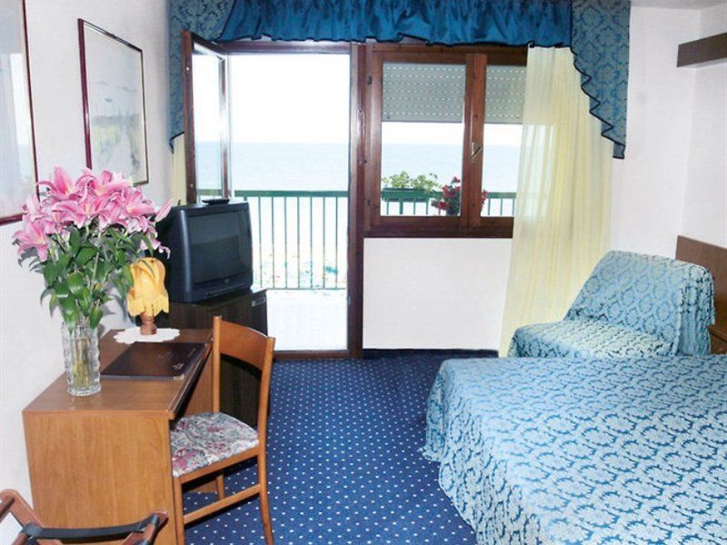 Hotel Florida Lido di Jesolo Eksteriør bilde